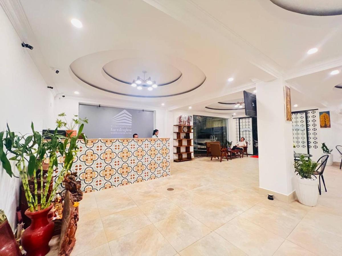 White Corner Hotel 金边 外观 照片