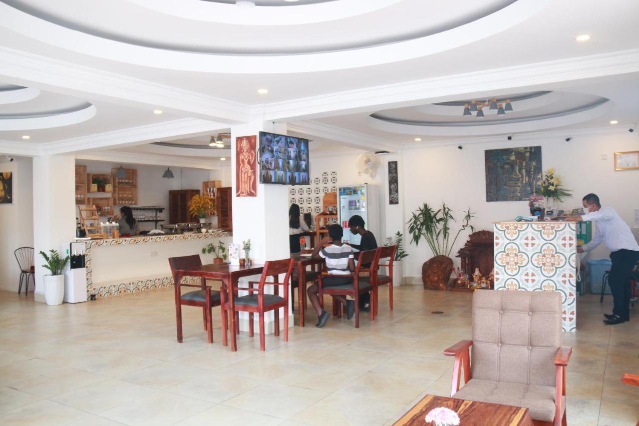 White Corner Hotel 金边 外观 照片