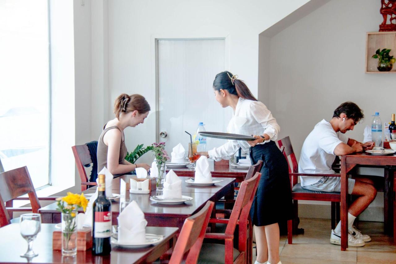 White Corner Hotel 金边 外观 照片